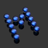 �ɥå����˹�����������ե��٥åȤ�M